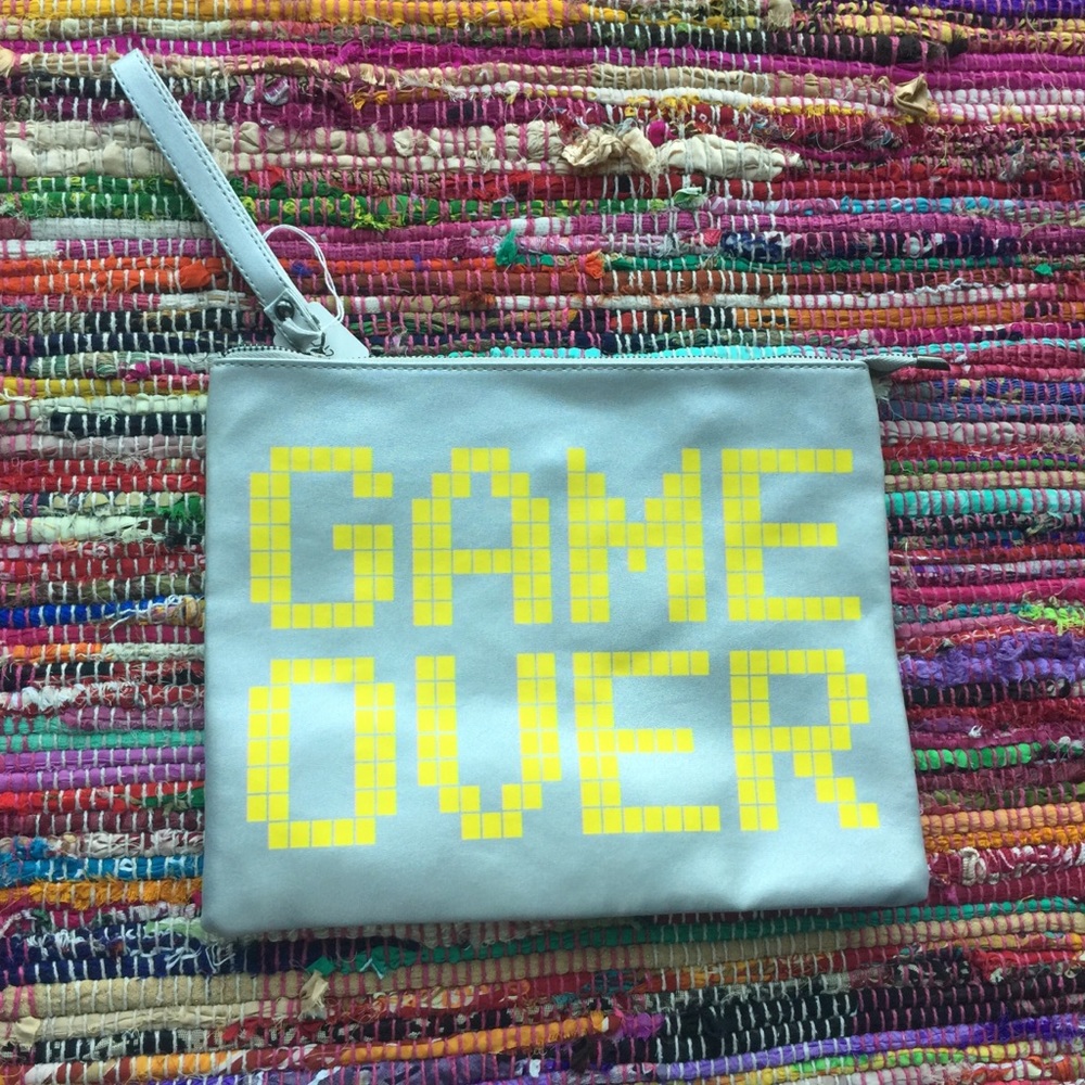 Game over clutch
